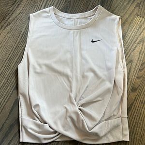 NWOT Nike Twist Front Tank